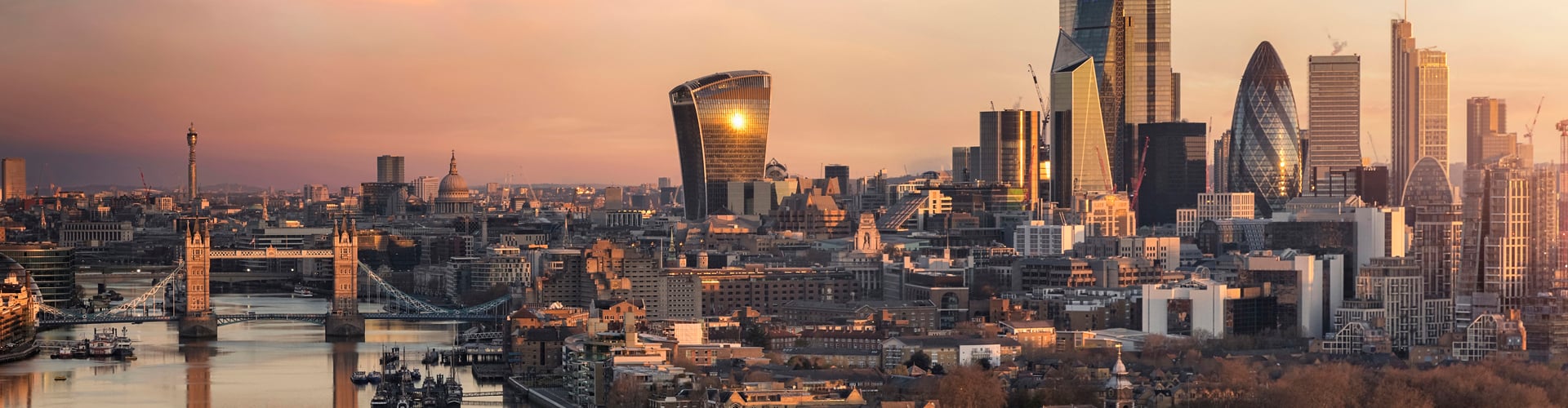 London skyline at dawn